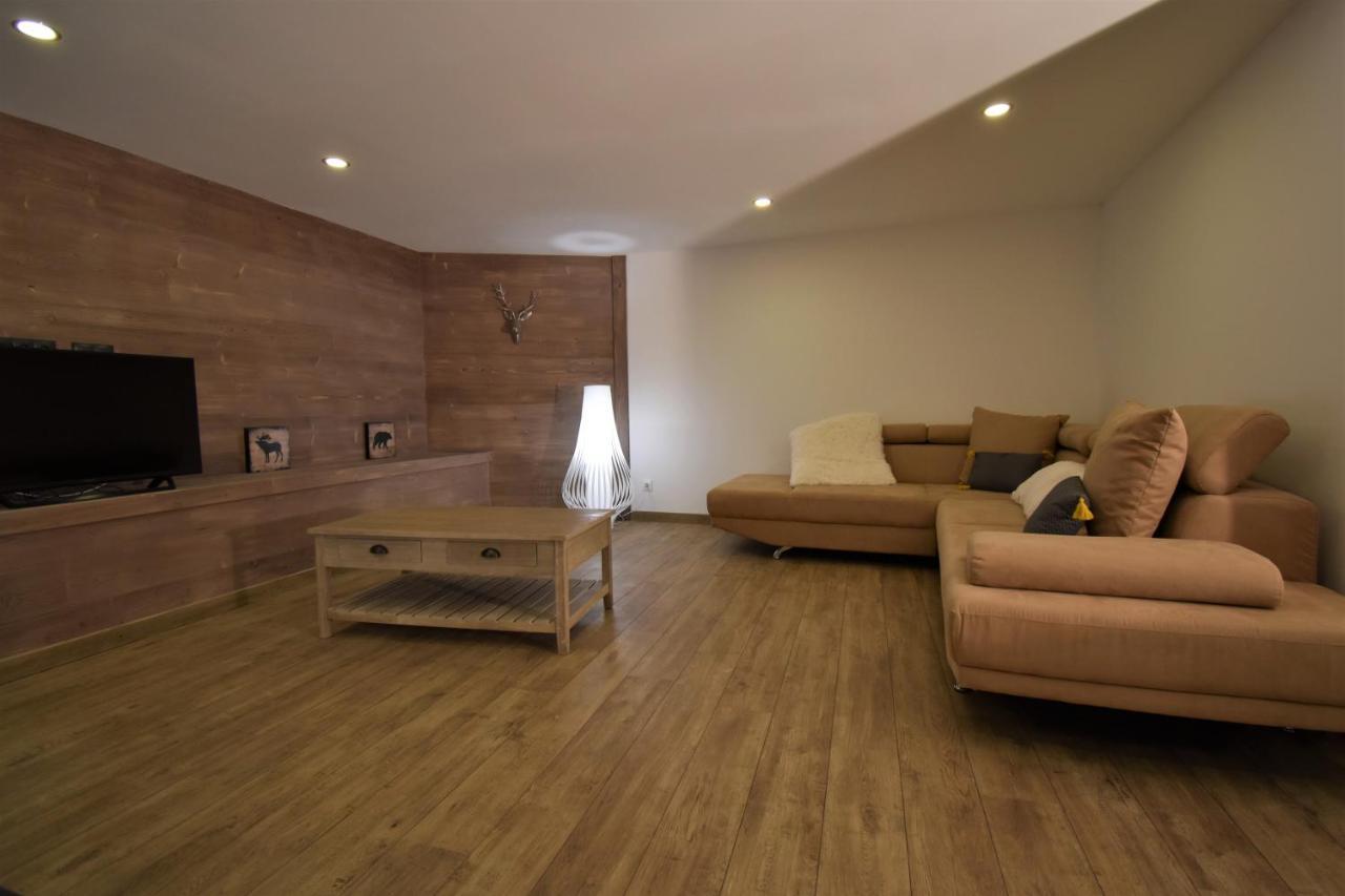 Vaujanylocations - Chalet Opaline Room photo