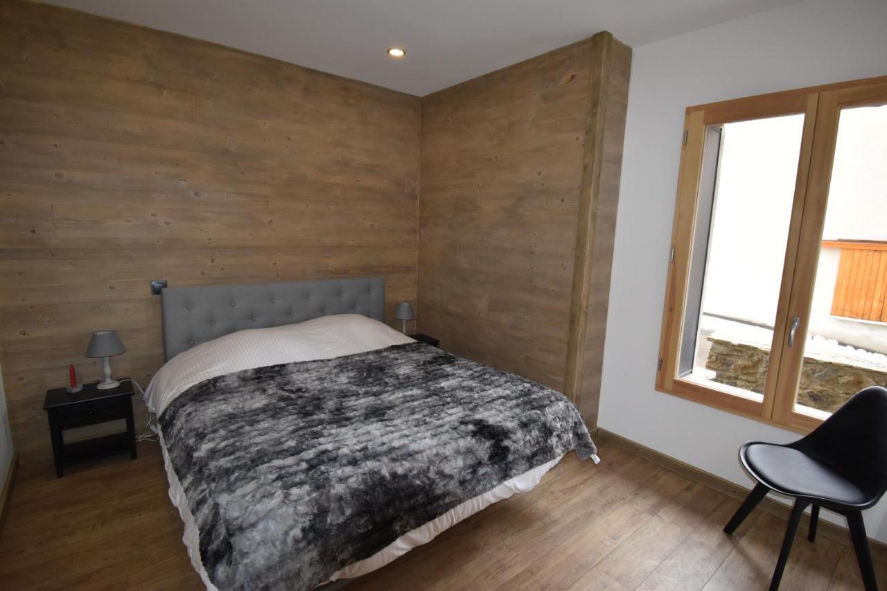 Vaujanylocations - Chalet Opaline Room photo